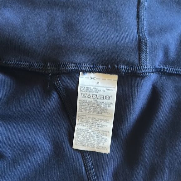 🆕NWOT Old Navy Active women’s Short Size M - Picture 7 of 9